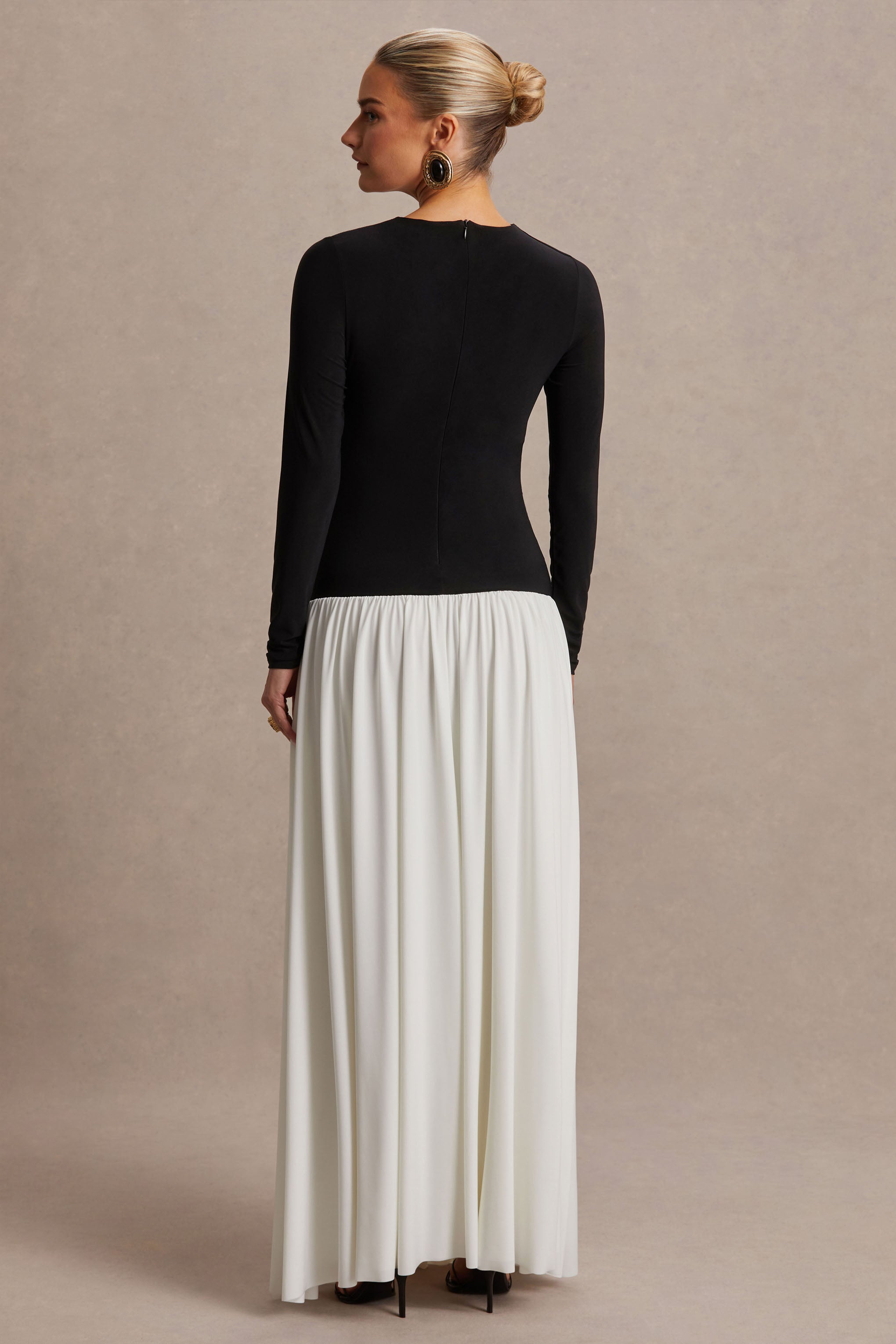 Monroe | Black And White Crew-Neck Maternity Maxi Dress With Drop-Waist