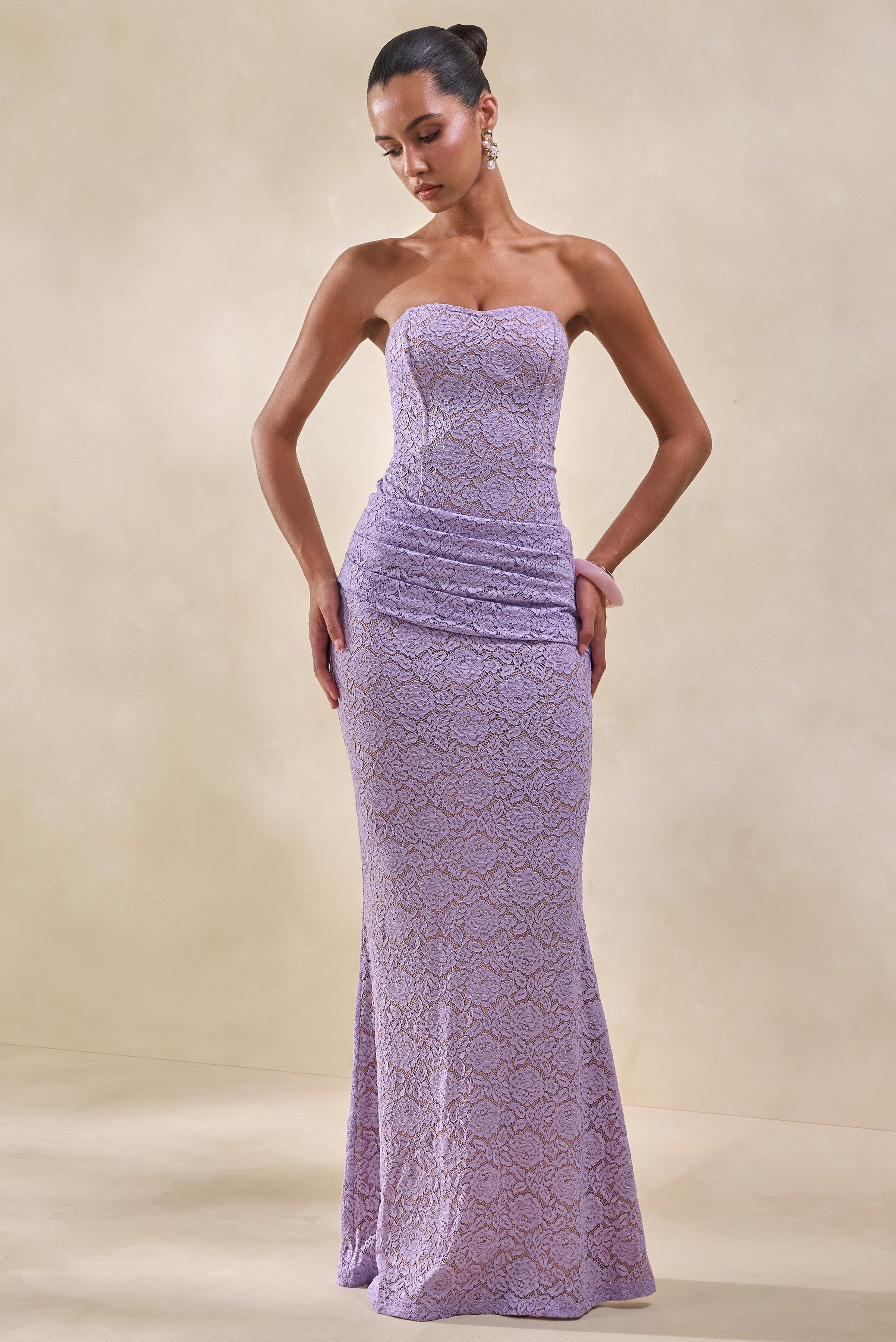 Vissia | Lilac Lace Bandeau Bodysuit