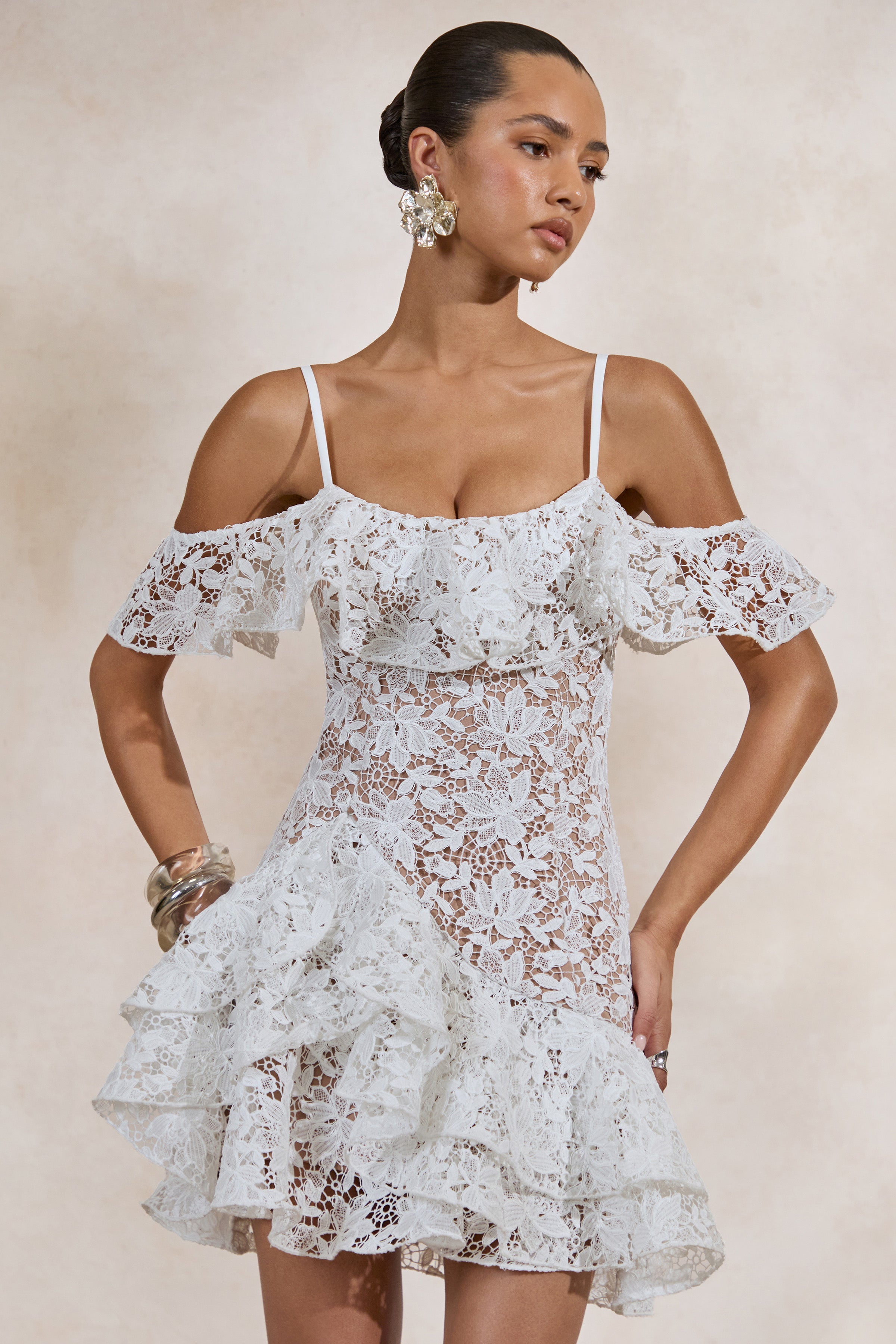Lyris | White Lace Scoop-Neck Mini Dress With Ruffled Detailing